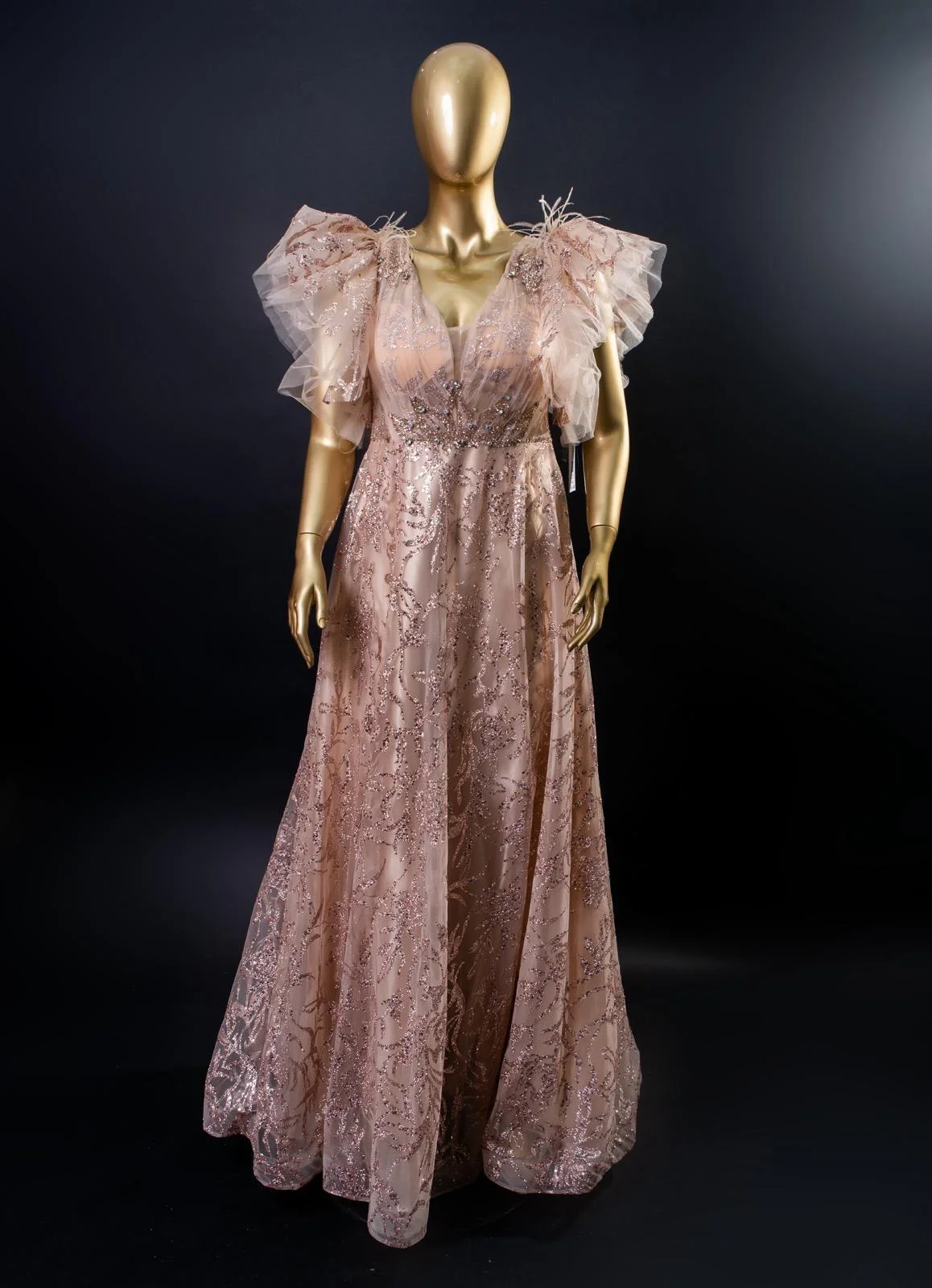 Inspirație styling Mady Boutique - Post TikTok 1 - Rochii elegante Timișoara